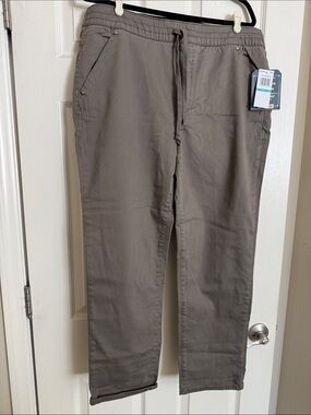 Democracy Women's Ankle Cropped Drawstring Jeans in olive